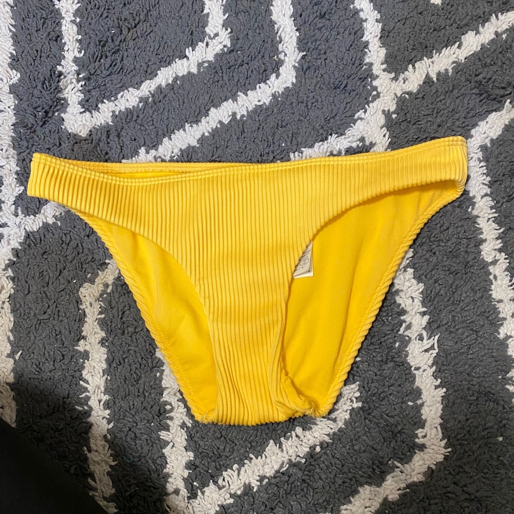 Bathing suit
